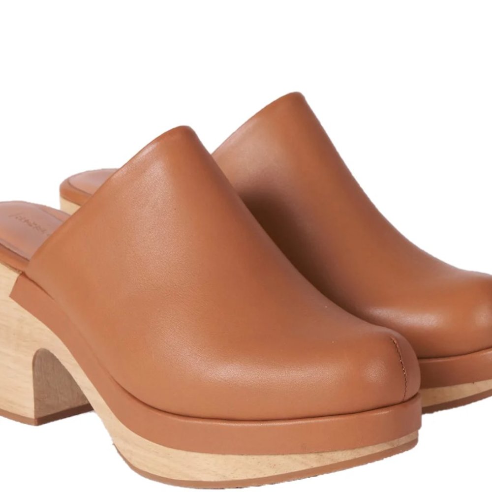 NEVER WORN Rachel Comey Bose Clog in Natural Sz. 10